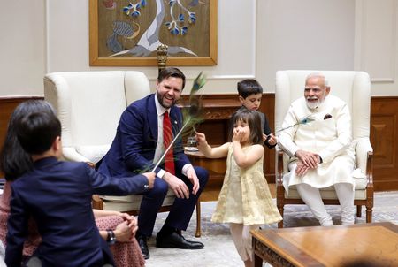 tagreuters.com2025binary_LYNXMPEL3K0QI-VIEWIMAGE