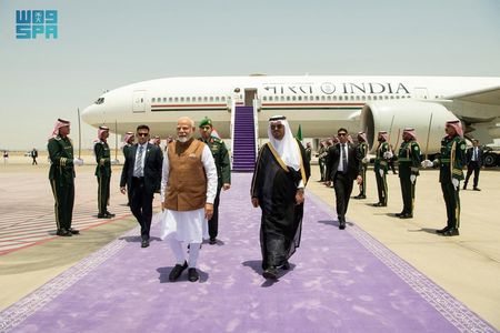 tagreuters.com2025binary_LYNXMPEL3L0K8-VIEWIMAGE