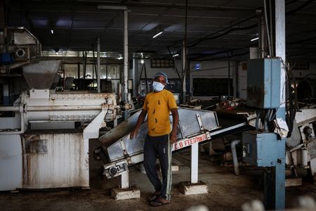 tagreuters.com2025binary_LYNXMPEL830BD-VIEWIMAGE