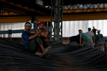 tagreuters.com2025binary_LYNXMPELAL042-VIEWIMAGE