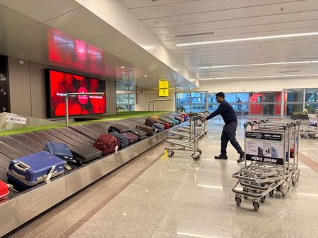 tagreuters.com2025binary_LYNXMPELB40XH-VIEWIMAGE