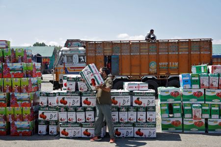 tagreuters.com2025binary_LYNXNPEL8A0E7-VIEWIMAGE