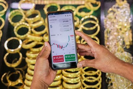 tagreuters.com2025binary_LYNXNPEL980D5-VIEWIMAGE