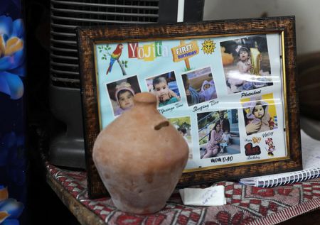 tagreuters.com2025binary_LYNXNPEL9G02Q-VIEWIMAGE