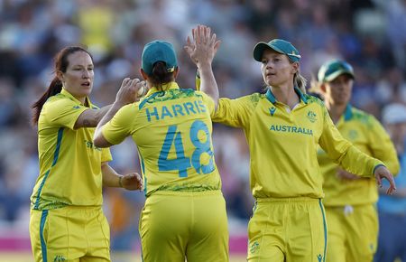 tagreuters.com2022binary_LYNXMPEI760BW-VIEWIMAGE