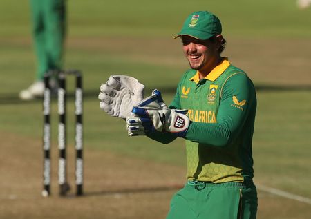 tagreuters.com2022binary_LYNXNPEI4H11Q-VIEWIMAGE