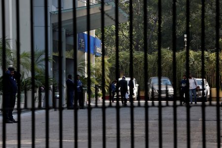 tagreuters.com2023binary_LYNXMPEJ1F0AV-VIEWIMAGE