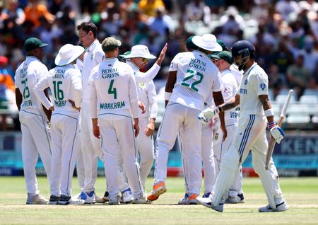 tagreuters.com2024binary_LYNXMPEK030CL-VIEWIMAGE