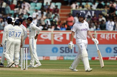 tagreuters.com2024binary_LYNXMPEK14063-VIEWIMAGE