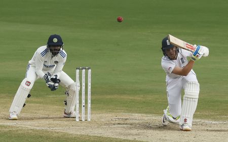 tagreuters.com2024binary_LYNXMPEK140B1-VIEWIMAGE