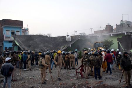 tagreuters.com2024binary_LYNXMPEK180G9-VIEWIMAGE