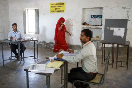 tagreuters.com2024binary_LYNXMPEK560FP-VIEWIMAGE