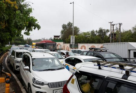 tagreuters.com2024binary_LYNXMPEK5R083-VIEWIMAGE