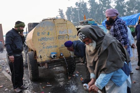 tagreuters.com2024binary_LYNXNPEK1F04G-VIEWIMAGE