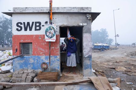 tagreuters.com2024binary_LYNXNPEK1M05B-VIEWIMAGE