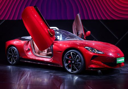 tagreuters.com2024binary_LYNXNPEK2J0DZ-VIEWIMAGE