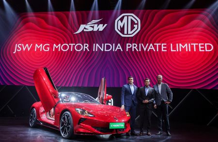 tagreuters.com2024binary_LYNXNPEK2J0E4-VIEWIMAGE