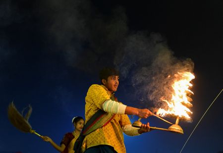 tagreuters.com2025binary_LYNXMPEL0B00U-VIEWIMAGE