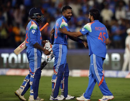 tagreuters.com2025binary_LYNXMPEL150P4-VIEWIMAGE