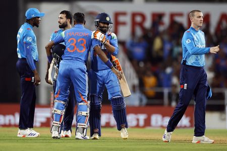 tagreuters.com2025binary_LYNXMPEL150P9-VIEWIMAGE