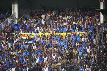 tagreuters.com2025binary_LYNXMPEL150PB-VIEWIMAGE