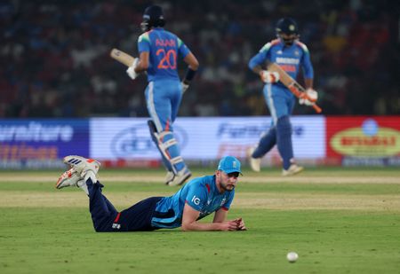 tagreuters.com2025binary_LYNXMPEL1806O-VIEWIMAGE