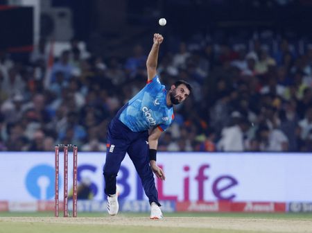 tagreuters.com2025binary_LYNXMPEL1806P-VIEWIMAGE