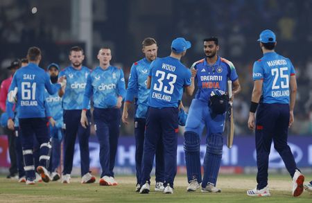 tagreuters.com2025binary_LYNXMPEL1909K-VIEWIMAGE