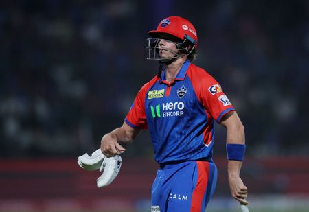 tagreuters.com2025binary_LYNXMPEL3C0CJ-VIEWIMAGE