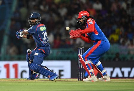 tagreuters.com2025binary_LYNXMPEL3M06M-VIEWIMAGE