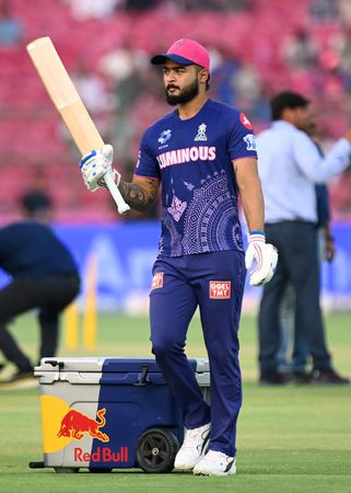 tagreuters.com2025binary_LYNXMPEL4104Y-VIEWIMAGE