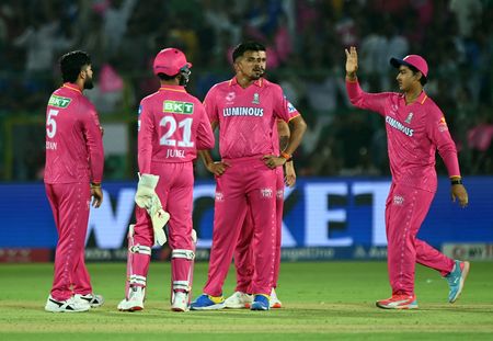 tagreuters.com2025binary_LYNXMPEL4105V-VIEWIMAGE