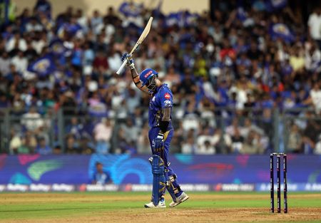 tagreuters.com2025binary_LYNXMPEL4L04F-VIEWIMAGE