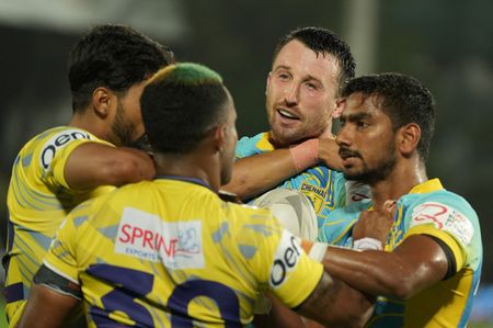 tagreuters.com2025binary_LYNXMPEL5Q0AV-VIEWIMAGE