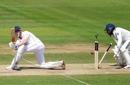 tagreuters.com2025binary_LYNXMPEL6C034-VIEWIMAGE