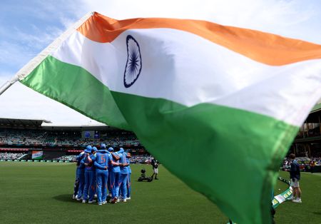 tagreuters.com2025binary_LYNXMPEL9O05J-VIEWIMAGE