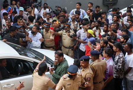 tagreuters.com2025binary_LYNXMPELAN0H8-VIEWIMAGE