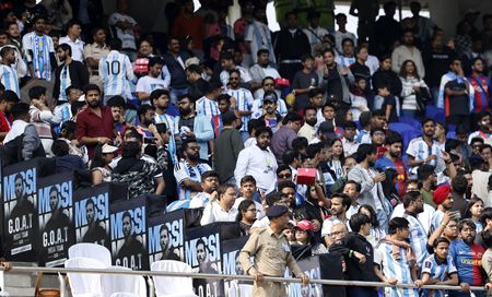 tagreuters.com2025binary_LYNXMPELBC04Q-VIEWIMAGE