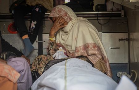 tagreuters.com2025binary_LYNXNPEL0T0AW-VIEWIMAGE