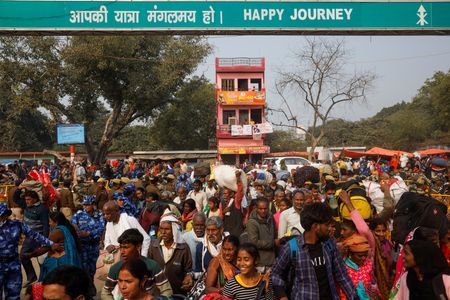 tagreuters.com2025binary_LYNXNPEL0T0LR-VIEWIMAGE