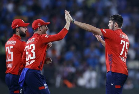 tagreuters.com2025binary_LYNXNPEL0U0S0-VIEWIMAGE