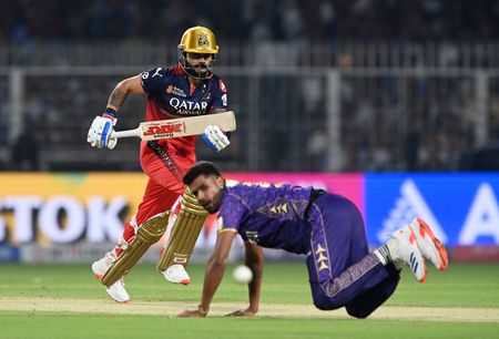 tagreuters.com2025binary_LYNXNPEL2L08L-VIEWIMAGE