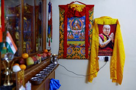 tagreuters.com2025binary_LYNXNPEL3706F-VIEWIMAGE