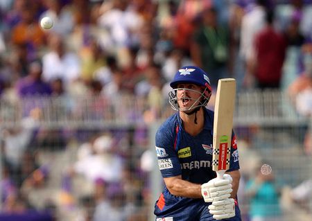 tagreuters.com2025binary_LYNXNPEL3805Q-VIEWIMAGE