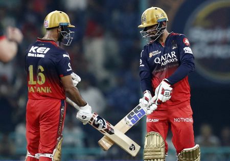 tagreuters.com2025binary_LYNXNPEL4R05D-VIEWIMAGE