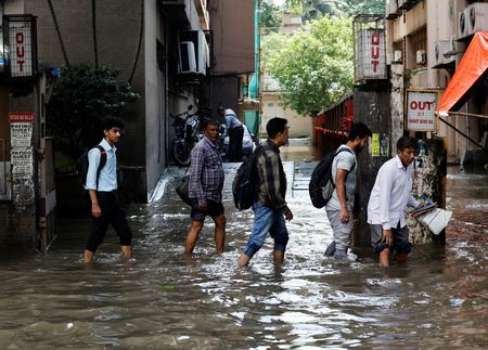 tagreuters.com2025binary_LYNXNPEL8N0EK-VIEWIMAGE