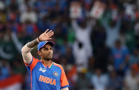 tagreuters.com2025binary_LYNXNPEL8S035-VIEWIMAGE