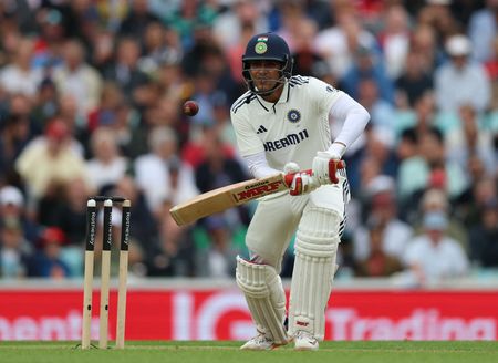 tagreuters.com2025binary_LYNXNPEL92065-VIEWIMAGE