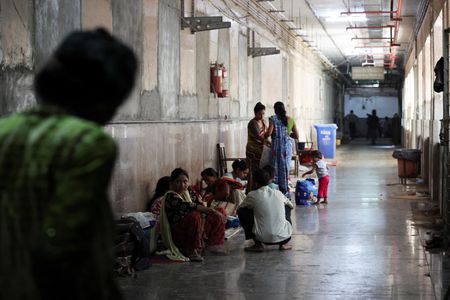 tagreuters.com2025binary_LYNXNPEL980KQ-VIEWIMAGE