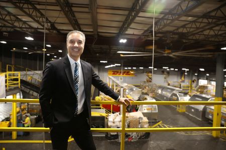 tagreuters.com2022binary_LYNXNPEI4H13V-VIEWIMAGE